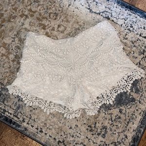 Cute lace shorts size SMALL